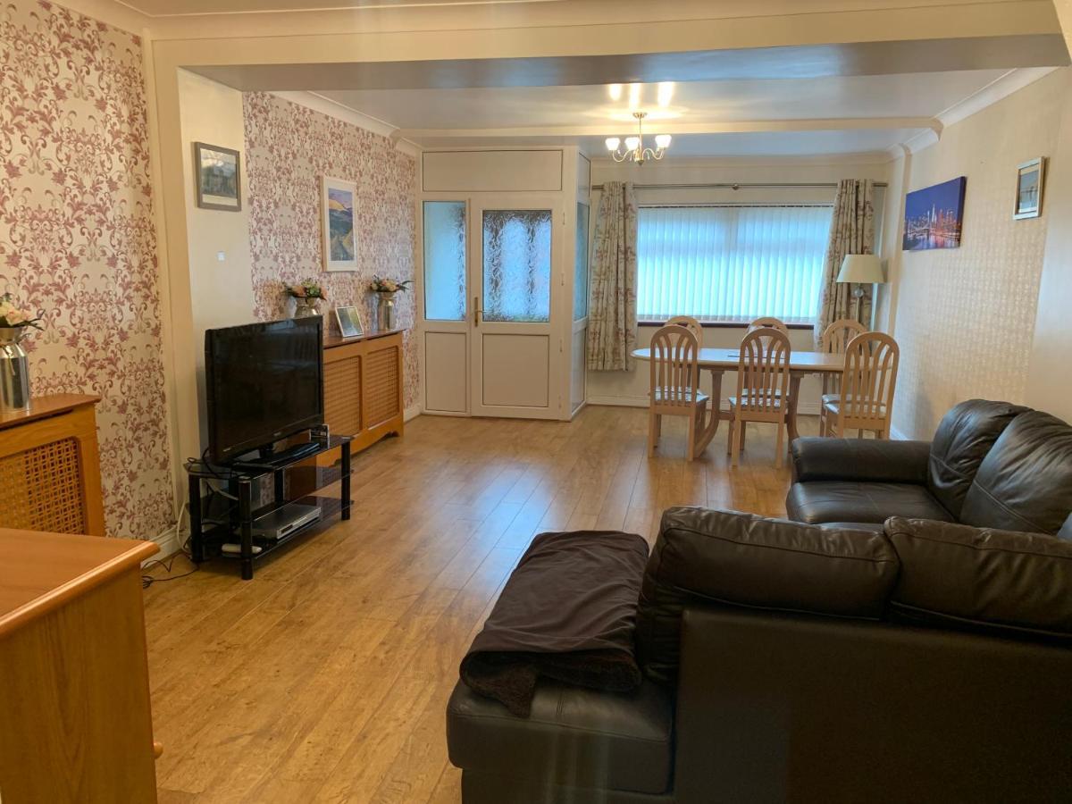S&Ks Villa Troed-y-rhiw Dış mekan fotoğraf